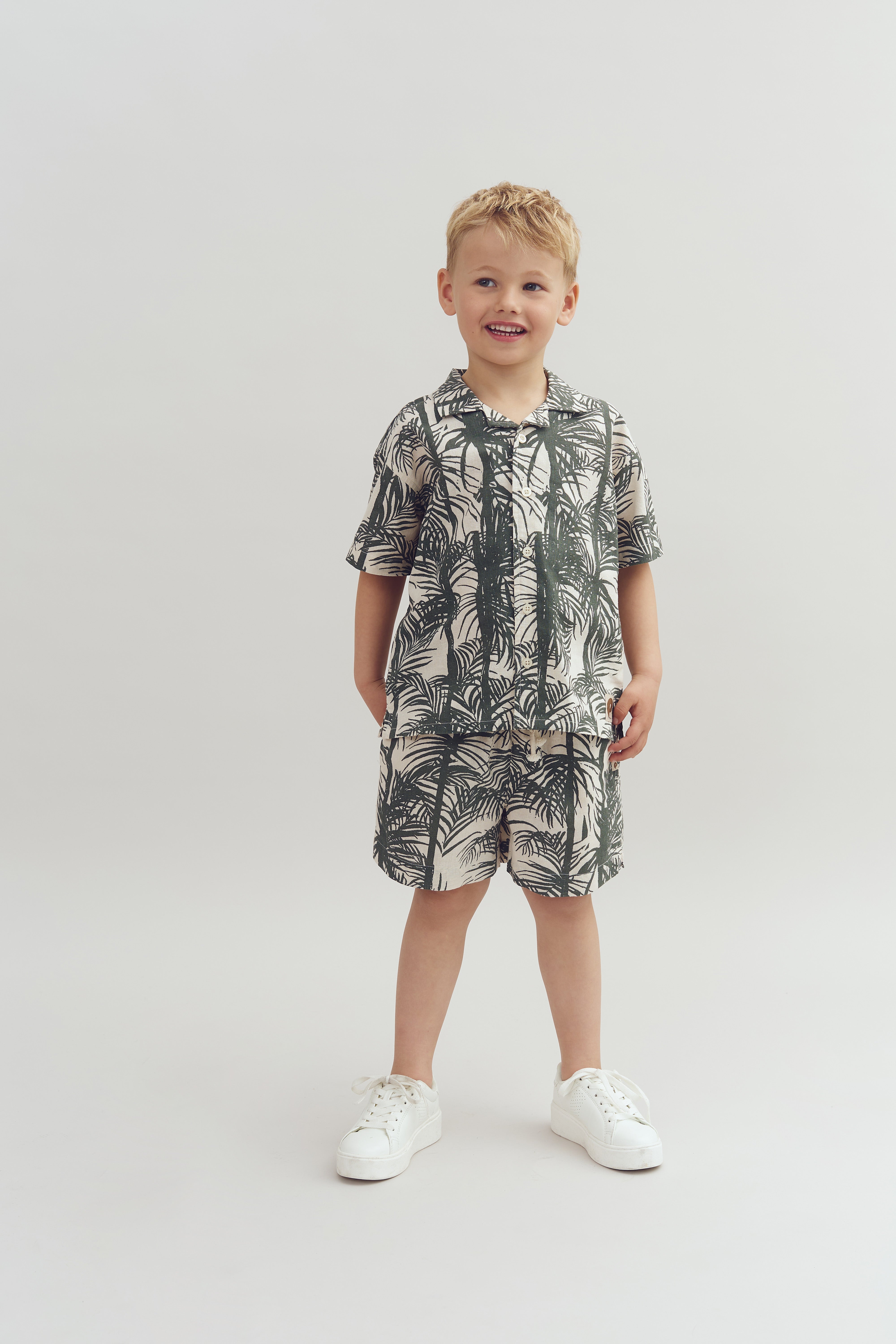Linen Tropical Shorts - Petrol | 100109 Mateo