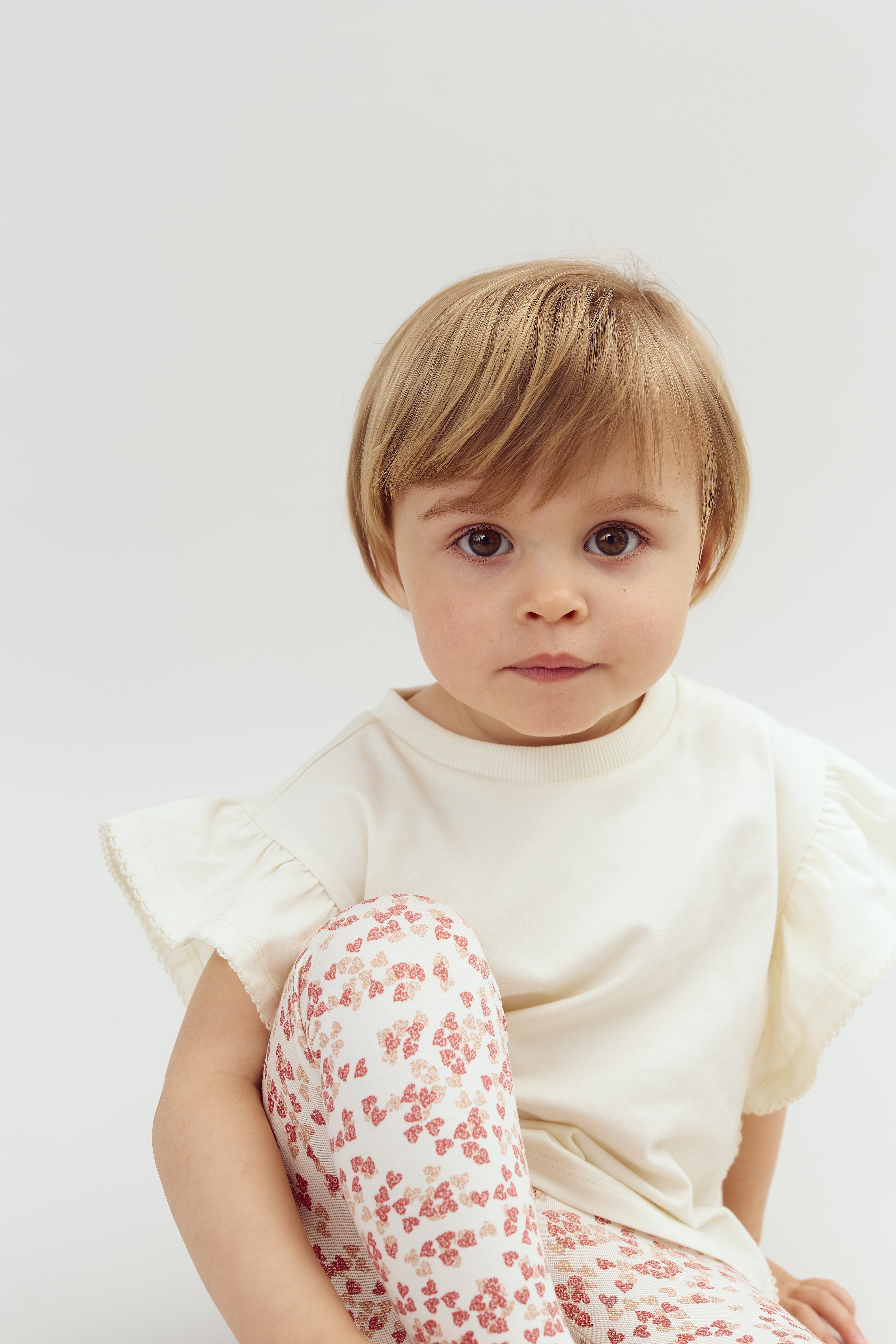 Ruffle Sleeve T-Shirt w. Picot stitch - Off White | 100254 Vilde