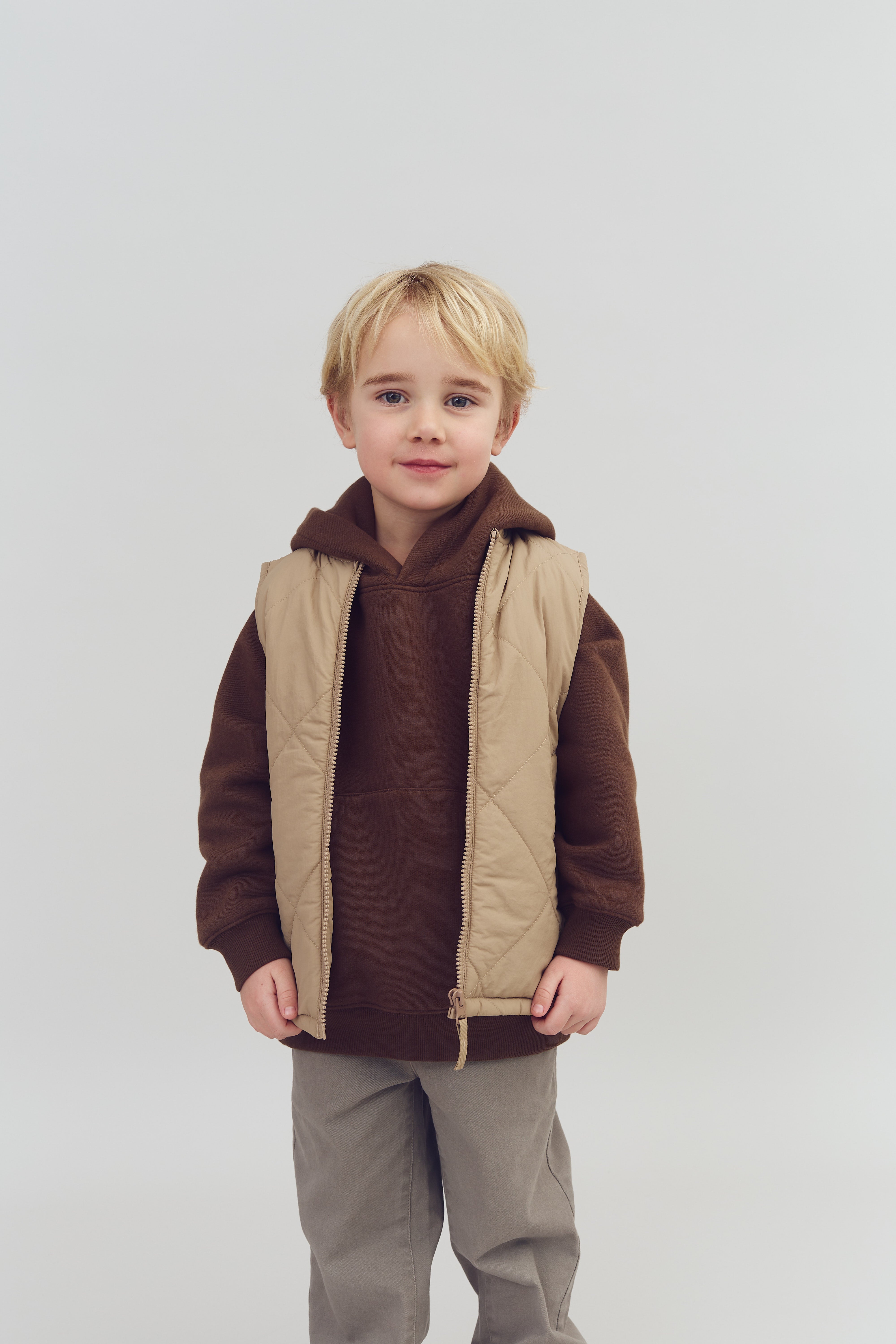 Quilted Gilet - Kids - Dark beige