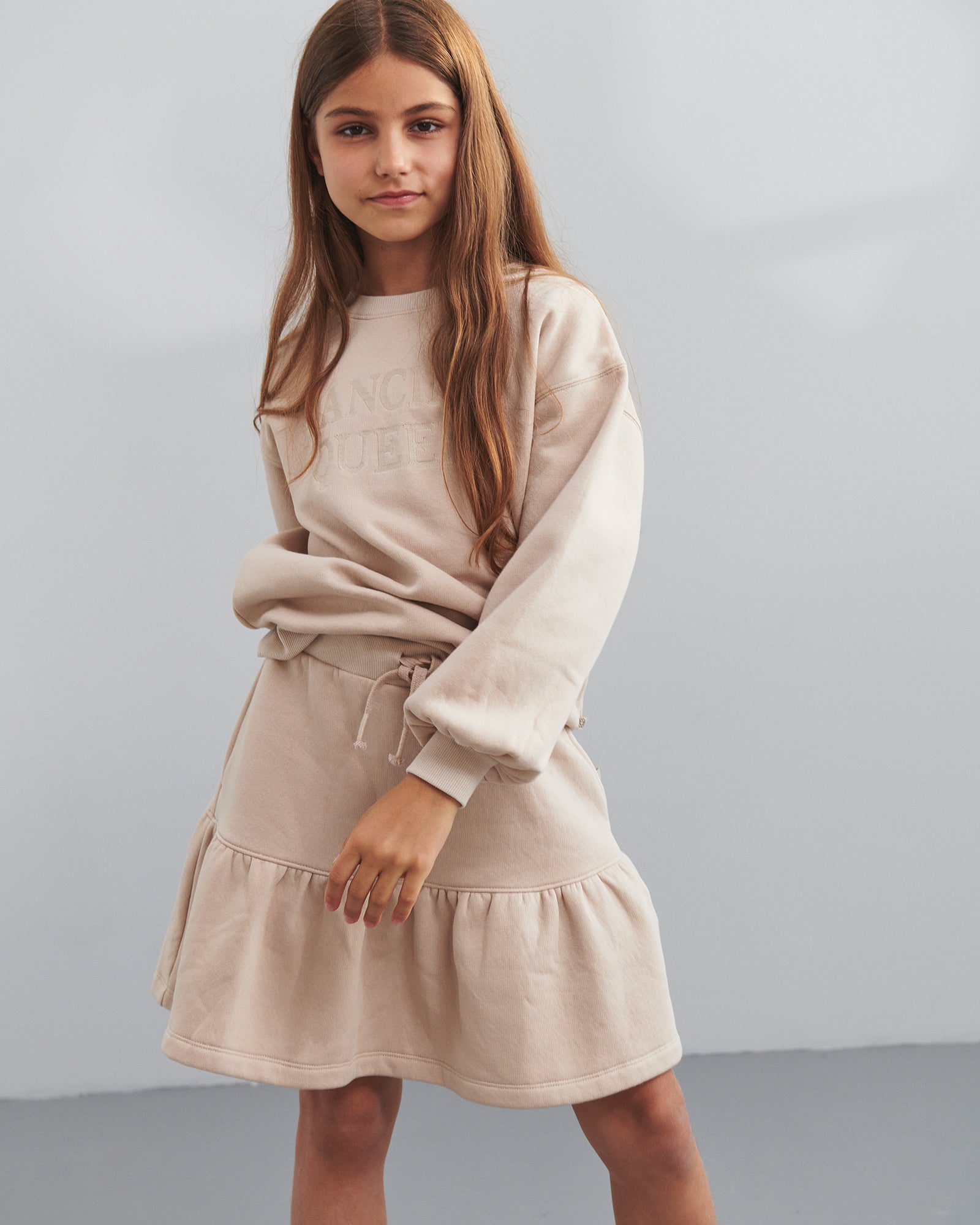 Oversized Sweatshirt w. Embroidery - Tween - Moonlight