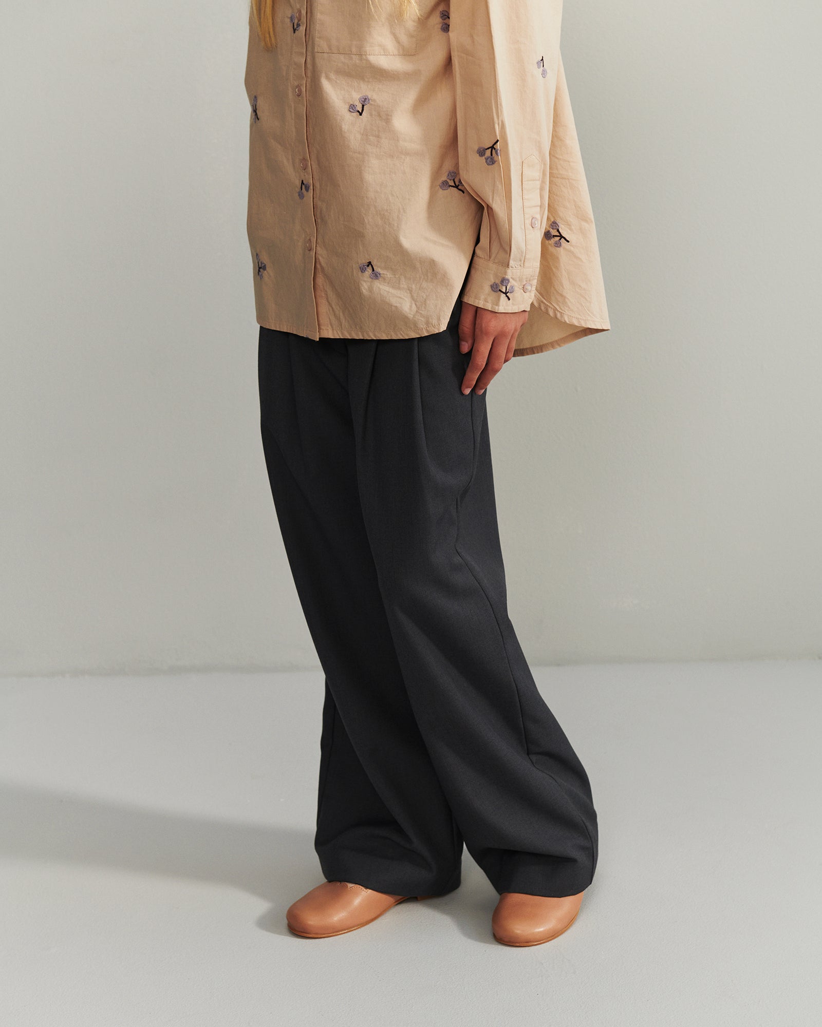 Pleated Wide Leg Trousers - Tween - Dark Grey