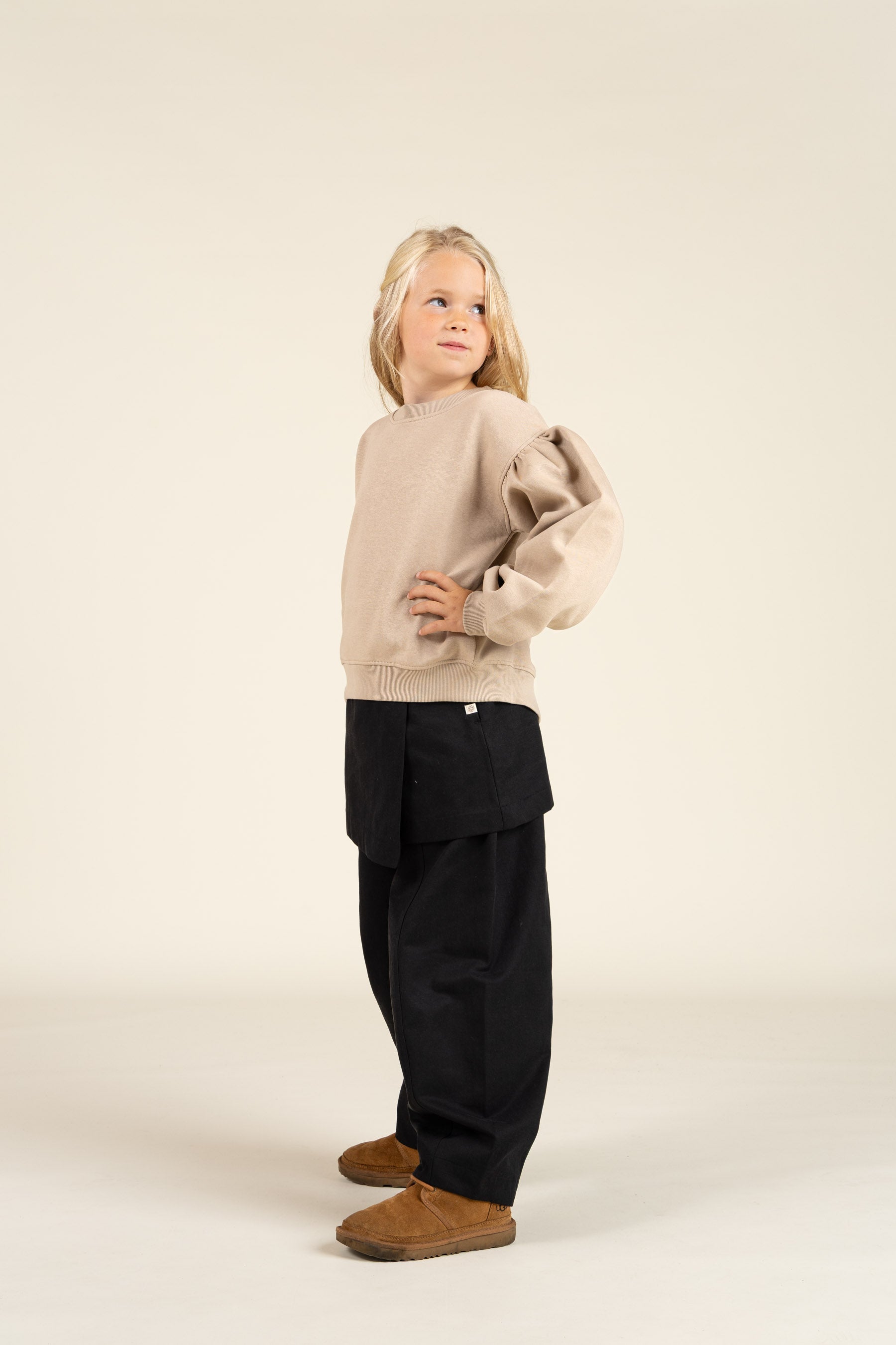 Barrel-leg Tencel Trousers - Tween - Black | 100133 Asta