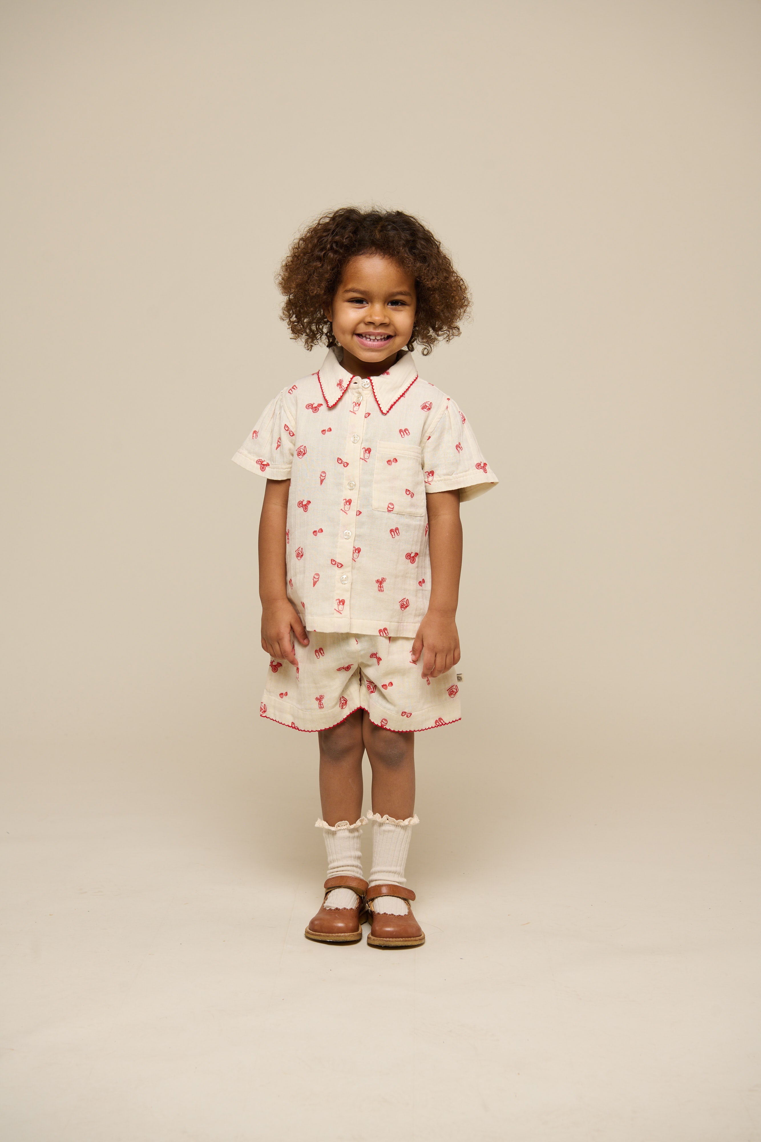Printed Gauze Shirt and Shorts Set - Kids - Offwhite/Cherry Red | 100972 Fiona